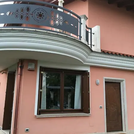 Maison Mariateresa 아파트 파뎅게술가르다